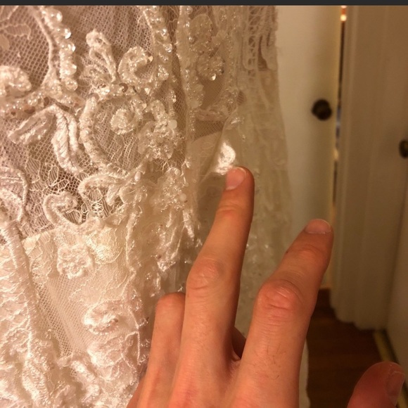 SOLD Galina Signature Wedding Dress - Picture 6 of 9